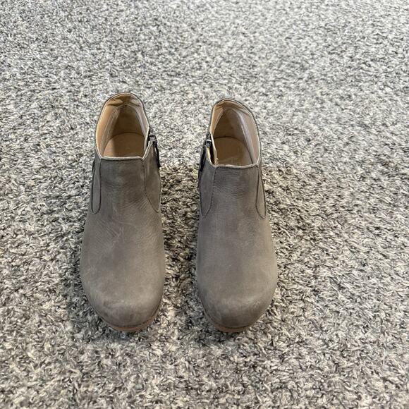 Dansko Charlene Milled Nubuck Ankle Boots Taupe Leather Wedge Zip 37 US 6.5-7 - Picture 6 of 7